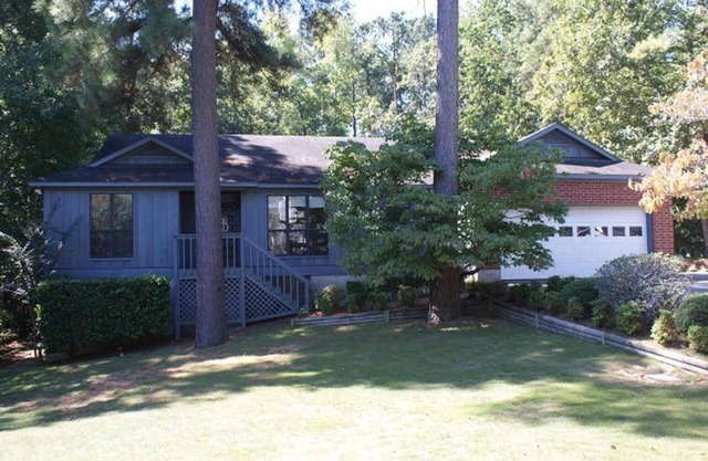 Location Masters - 3 Bed / 2 Bath