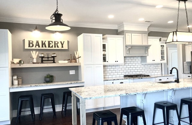 Masters Rental - Beautiful, spacious home in a quiet neighborhood