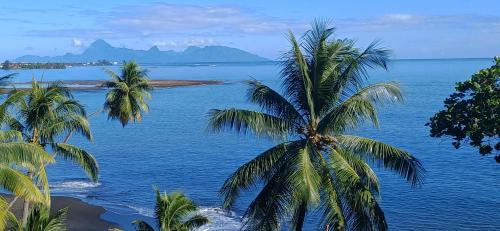 Matavai View - Premium Oceanfront Suite