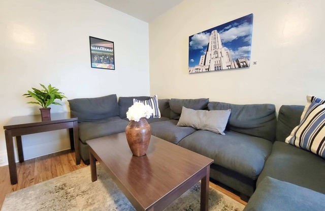 Mathilda Street Trio - City View - 2 Queen Beds