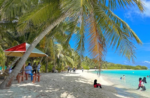 Mathiveri Beach View