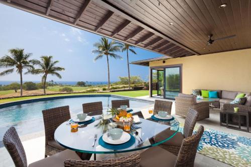 Mauna Kea High Bluffs Home