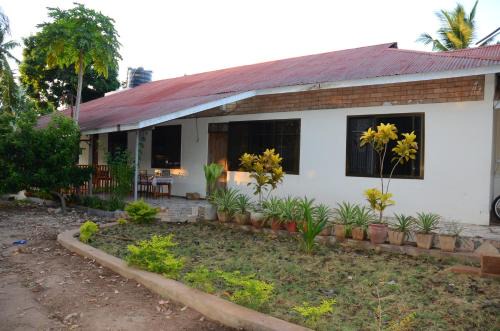 Maweni Suites