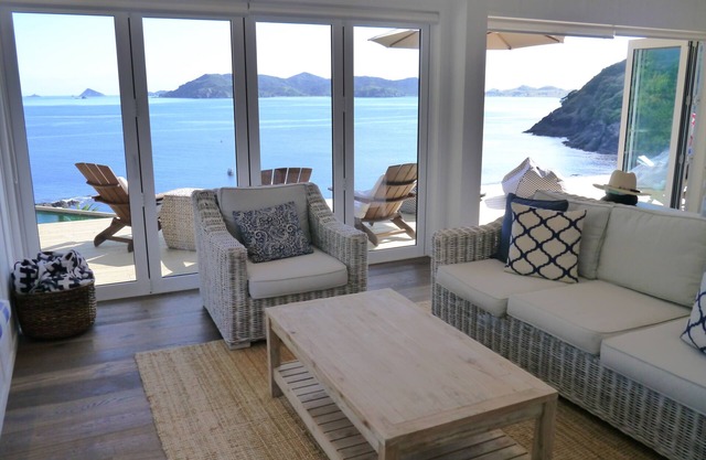 Mawhiti Beach House - accès inégalé à 2 des plus belles plages de NZ