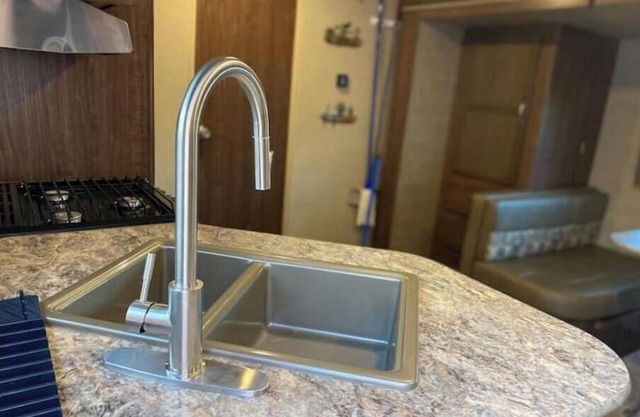 MayfairCana Coleman RV