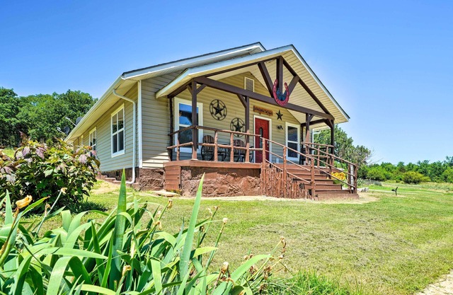 McAlester Family Cottage-30 acres et étangs privés!