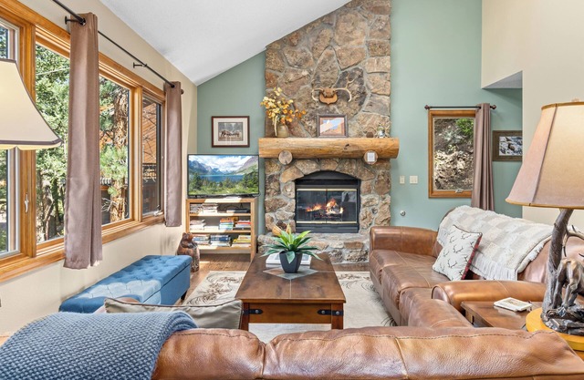 McDermott Base Camp by Estes Park Homes