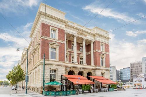 McMahon Suite - Central CBD