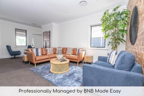 McNamara Lane - CBD, Firepit, 7 Smart TVs, Sleeps 11