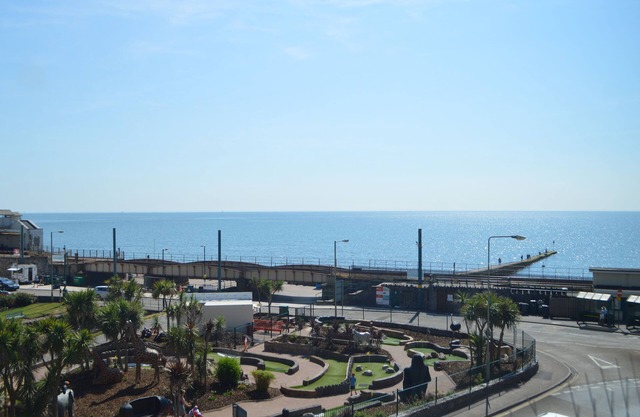 Mead Flat au coeur de Dawlish avec de superbes vues sur la mer à 150m de la plage