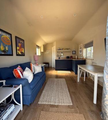 Meadow Hayes Studio