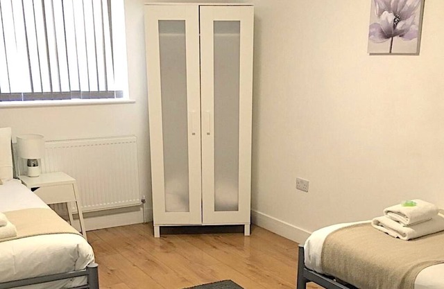 Meadow Lane Apartment 7