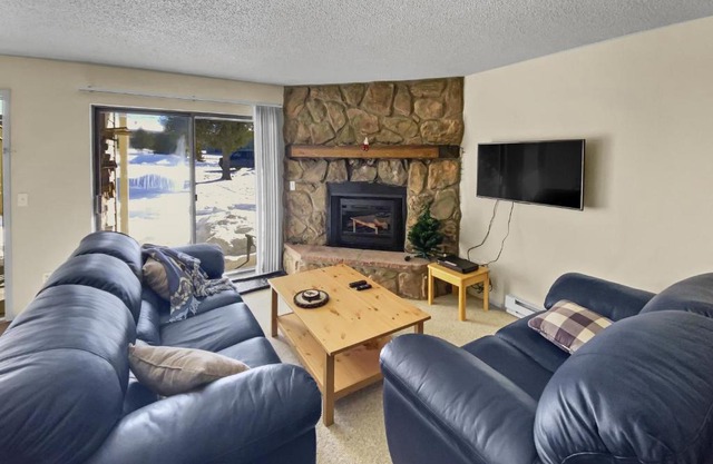 Meadow Ridge Court 23-3 condo