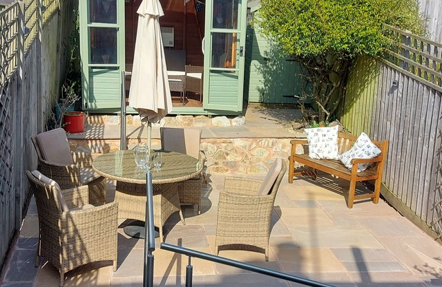 Meadow View Cottage