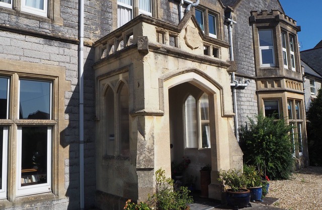 Meare Manor