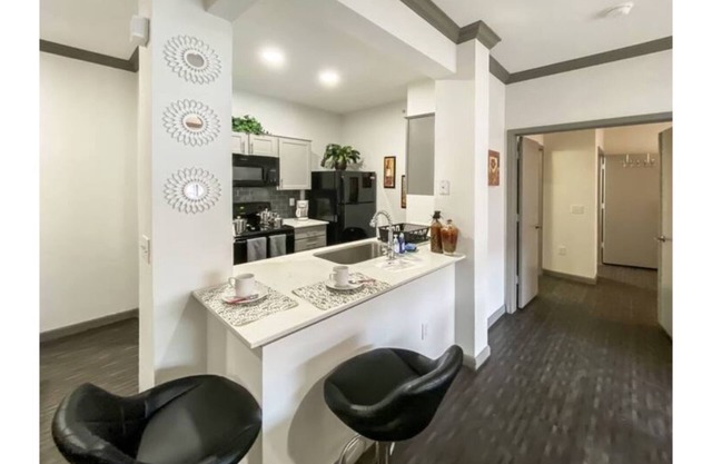 Medical Center Luxury Furnished & Equipped 2br 2ba