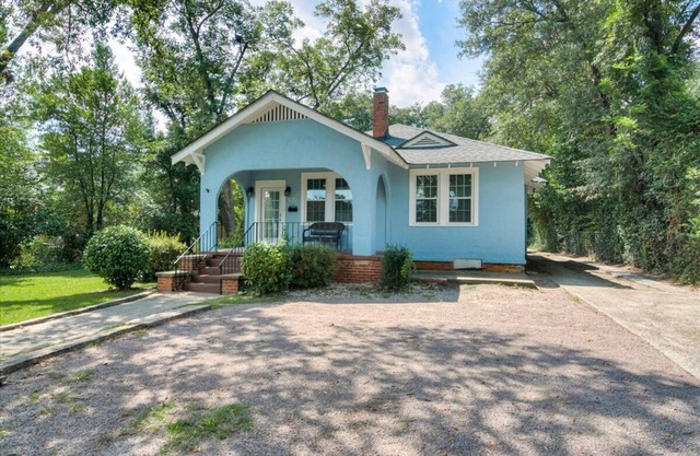 Medical District Craftsman House 3 BR/2BA