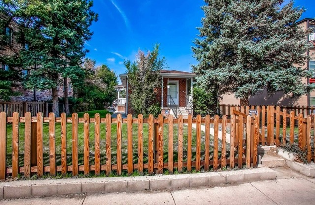 Cat-friendly Suite with Chirping Birds close to DT