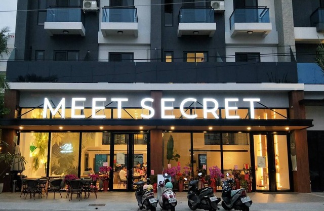 Meet Secret