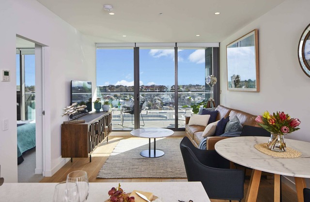 1 Bedroom Apartment With Parking Close To Beach