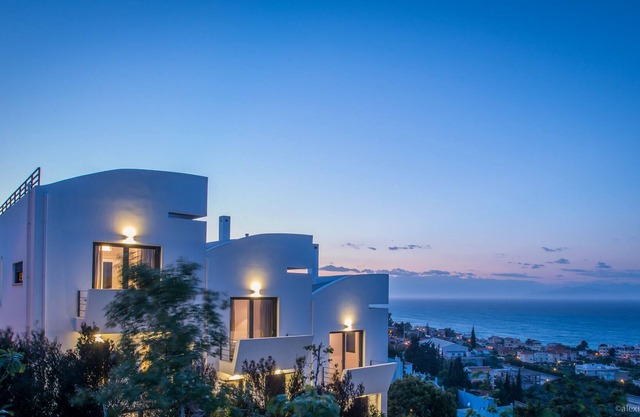 Melissi Villas 2 - Villa 3 chambres Clif Edge avec vue magnifique sur la mer