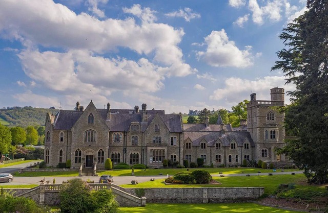 Mellington Hall Country House Hotel