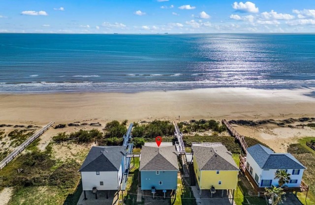 Grande maison en bord de mer. Idéal pour les réunions de famille et les réunions