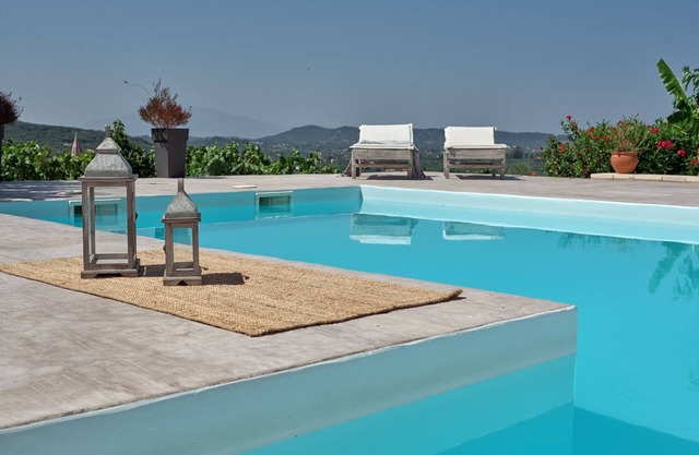 VILLA MEMORIES, DANS UNE COLLINE DE VILLAGE LAGOPODO, DANS L'ÎLE DE ZAKYNTHOS
