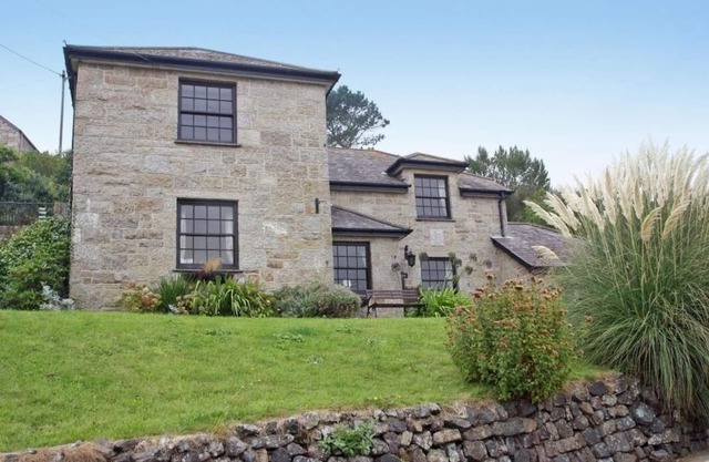 Mengarth, CADGWITH