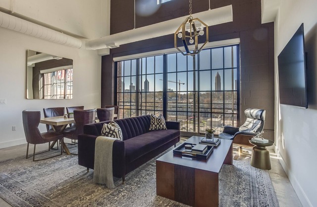 Mercury Loft by Atlanta Luxury Rentals