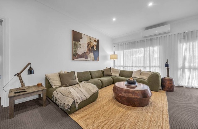 Merimbula Aquarius - 3 bedroom Deluxe Lake View