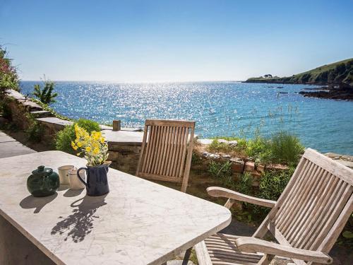 Mermaid Cottage - Uk47403