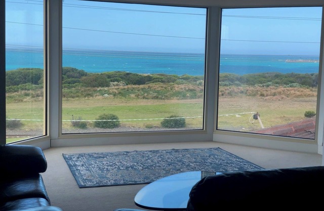 Merri Beach House - En face de la plage avec des vues spectaculaires et une connexion Wi-Fi gratuite