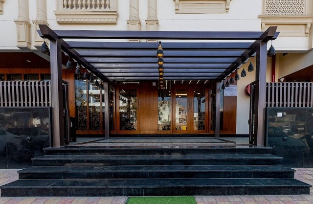 FIVE ELEMENTS HOTELS MERTIYA RESIDENCY