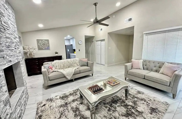 Mesa 4BR Home big Pool & Jacuzzi