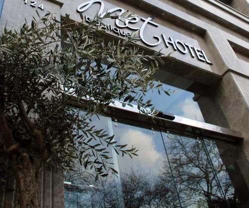 Met Hotel