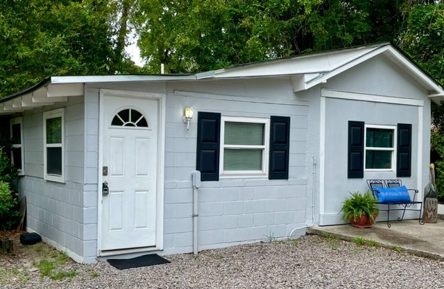 Metro Cottage