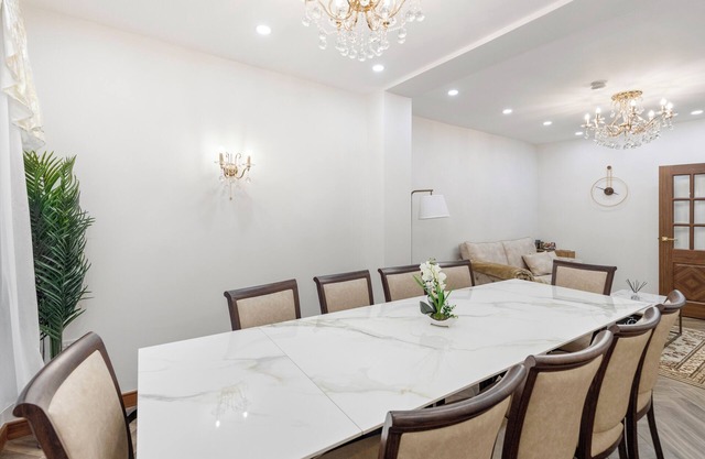 Metro Majesty: 5-Bedroom Gem in South Tottenham