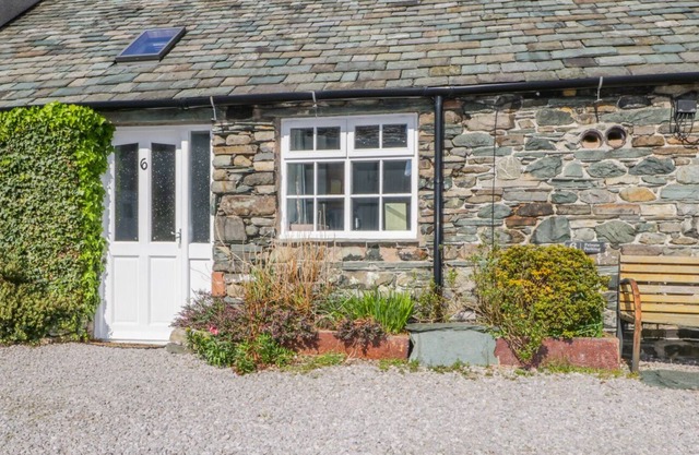Mews Studio Cottage 6, BRAITHWAITE