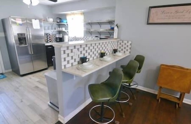 Meyer's Nook: Your Homey Spot in Bloomington