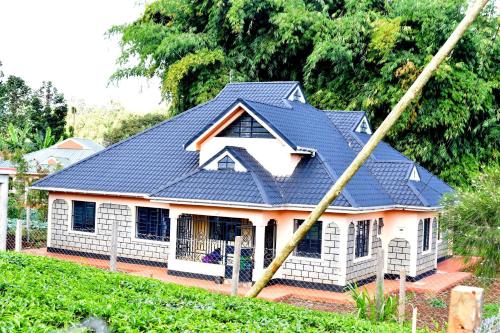 MG's Bamboo Shade Villa, Karatina