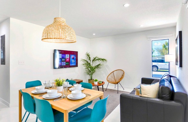 Charming Duplex in Miami