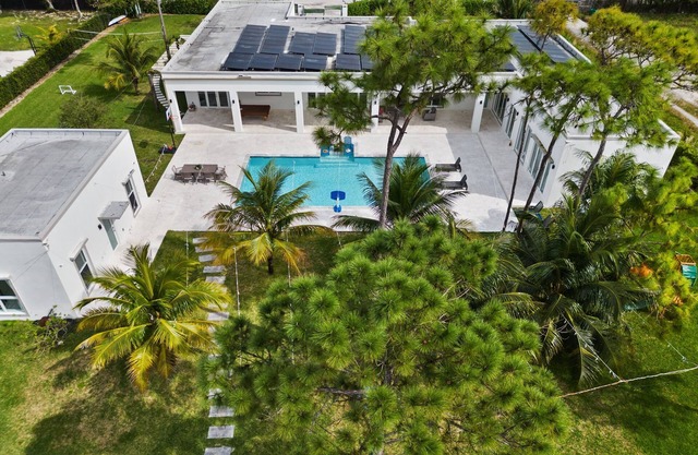✨Ideal for your Family ✨The White House of Miami ✨