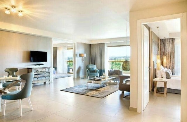 Mic - Della Apartment
