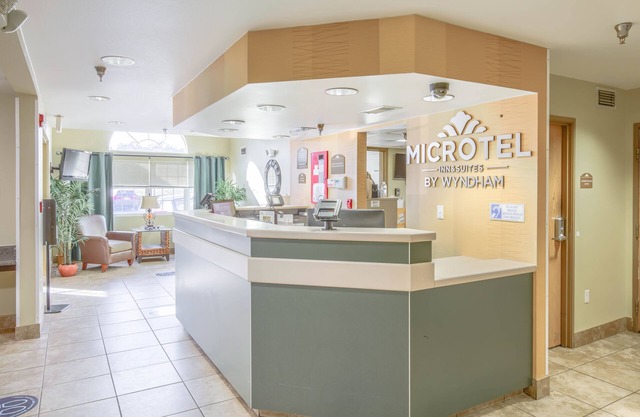 Microtel Inn & Suites by Wyndham Gulf Shores