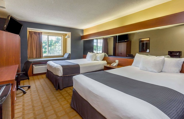 Microtel Inn & Suites by Wyndham Hillsborough
