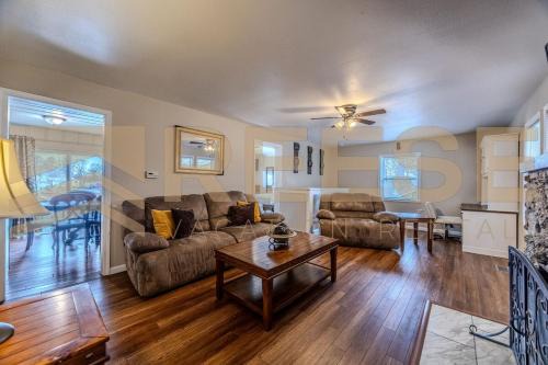Mid-Century Cabin