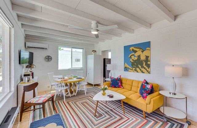 Mid-Century Modern in the Desert