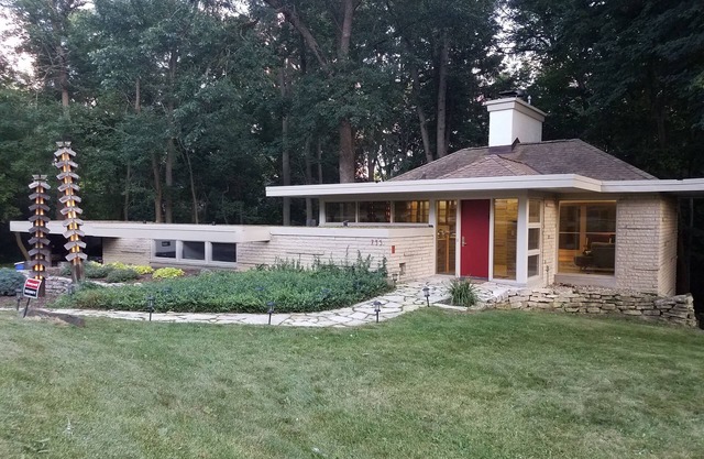 Mid Century Modern House Spécial Action de grâce
