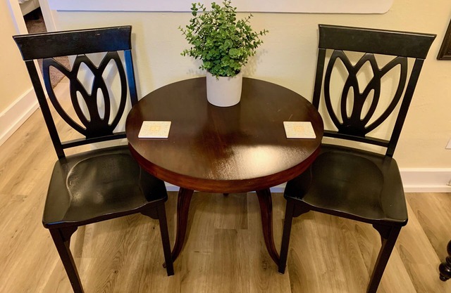 Cozy & Clean 2B/1B in Midtown – 20A